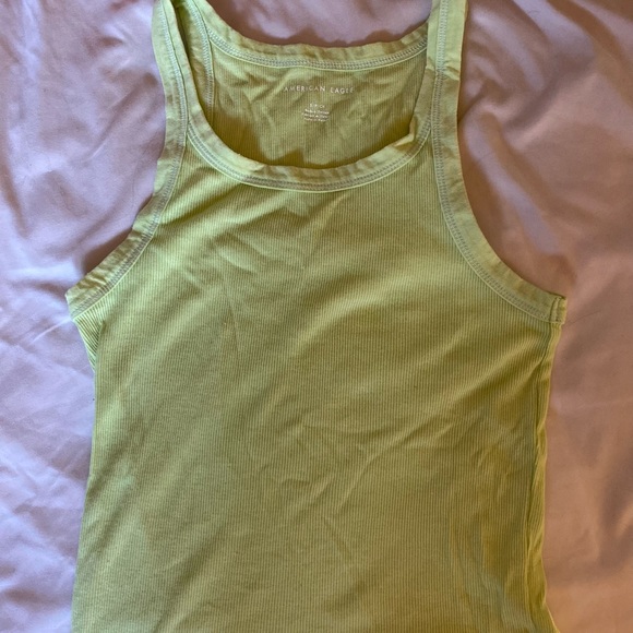 basic tank top - Picture 1 of 1